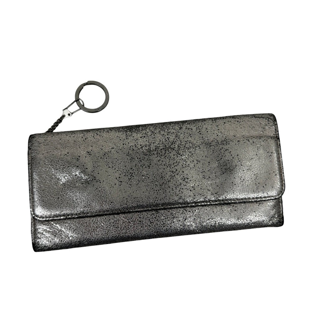 Hobo Wallet Womens OS Silver Metallic Distressed Leather Trifold Key Ring